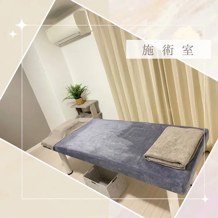 整体サロンREARXの内観・外観2