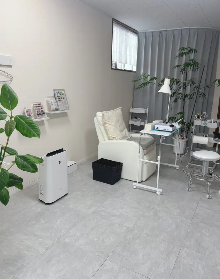 LUNAの内観・外観1