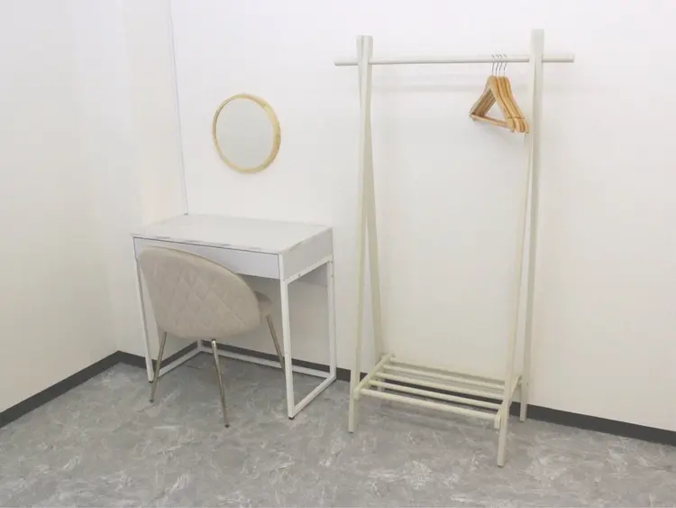 WHITE EYE　船橋店の内観・外観2