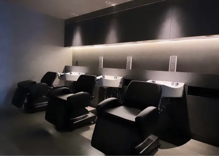 Euphoria 池袋東口駅前店の内観・外観3