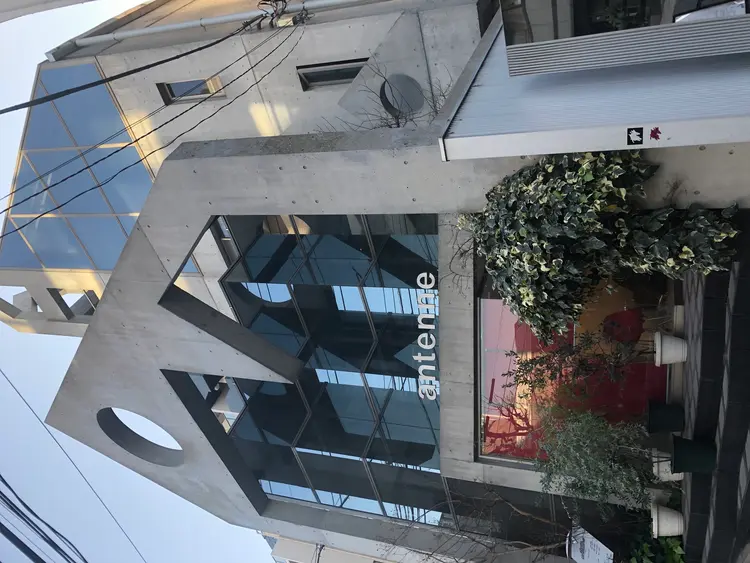 Vivian nailの内観・外観1