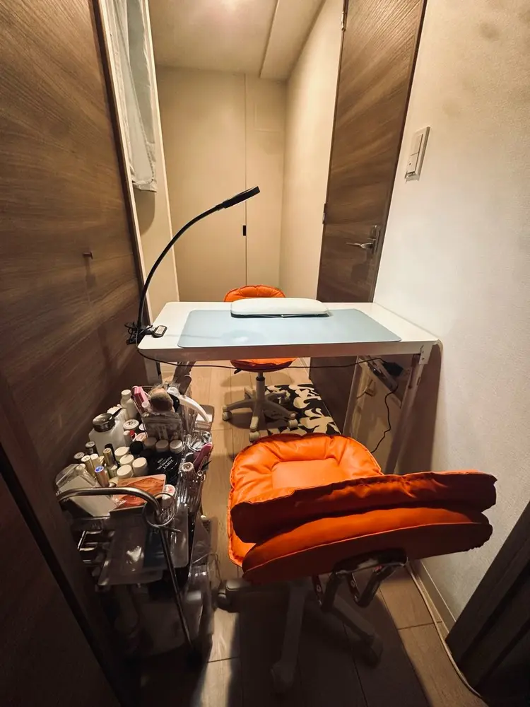 KURA_NAILの内観・外観2