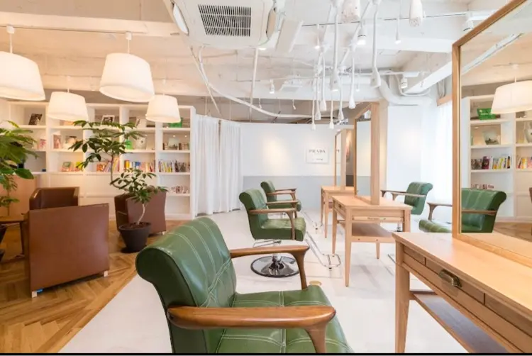 huluhulu by LANDI IVY joureの内観・外観2