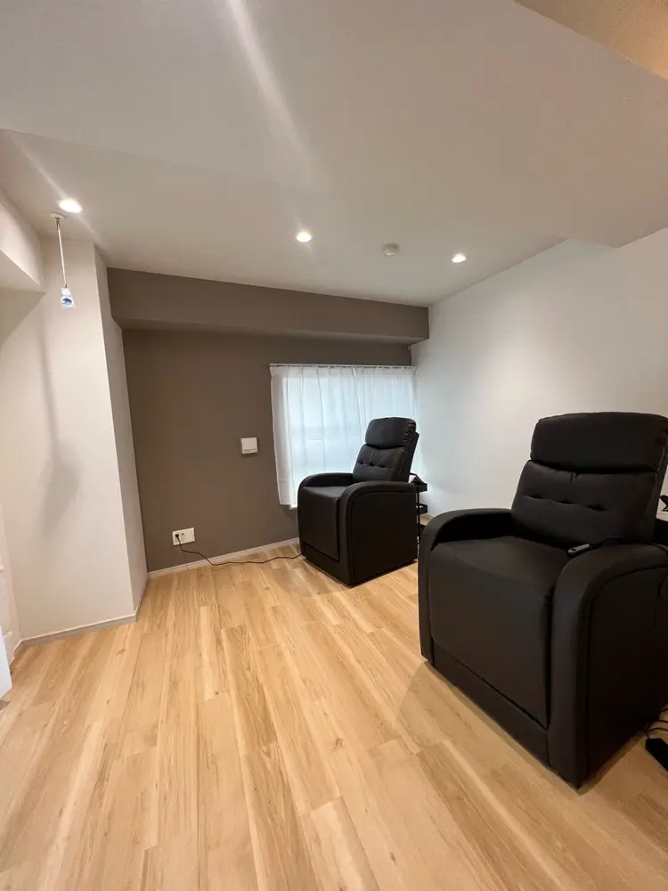 DAZZLEさいたま新都心店の内観・外観1