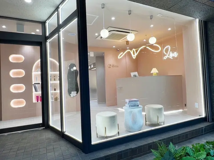 Zina  高田馬場店の内観・外観1