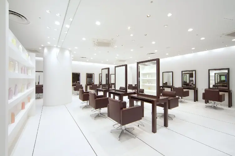 taya　千葉そごうの内観・外観2