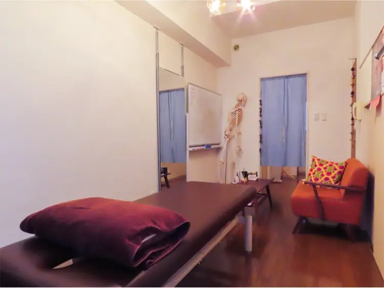 OnePlus+ 【ワンプラス】の内観・外観2