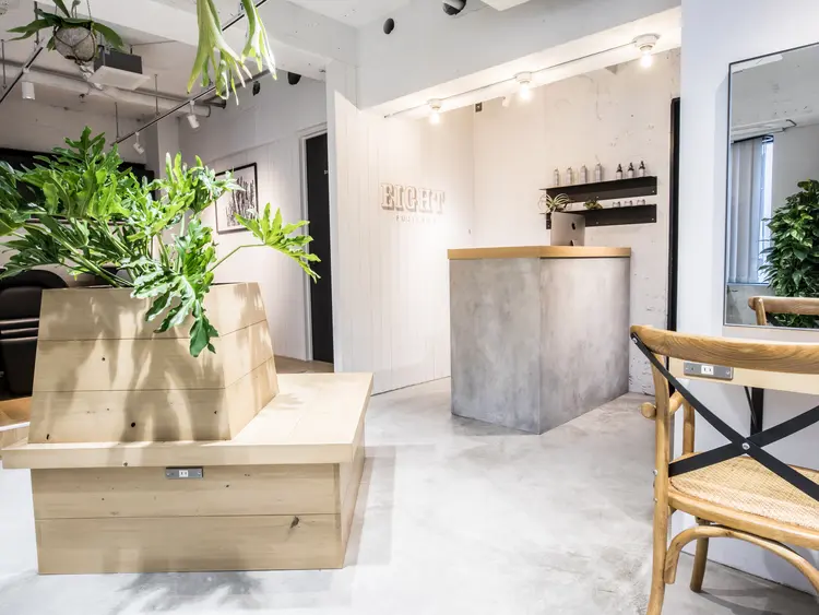 EIGHT fujisawa 藤沢店【エイト】の内観・外観1