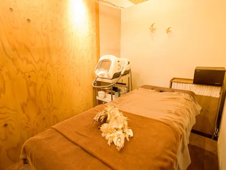 B.by so flyの内観・外観3