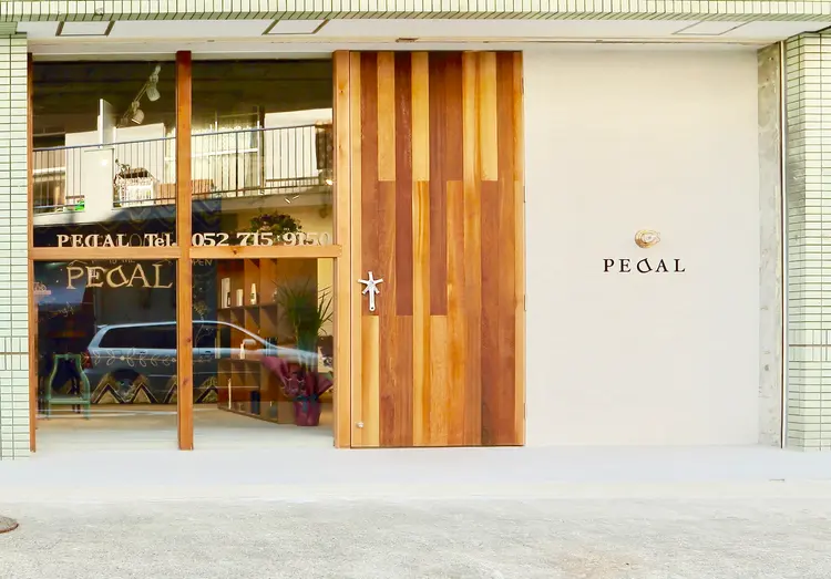 PEDALの内観・外観3