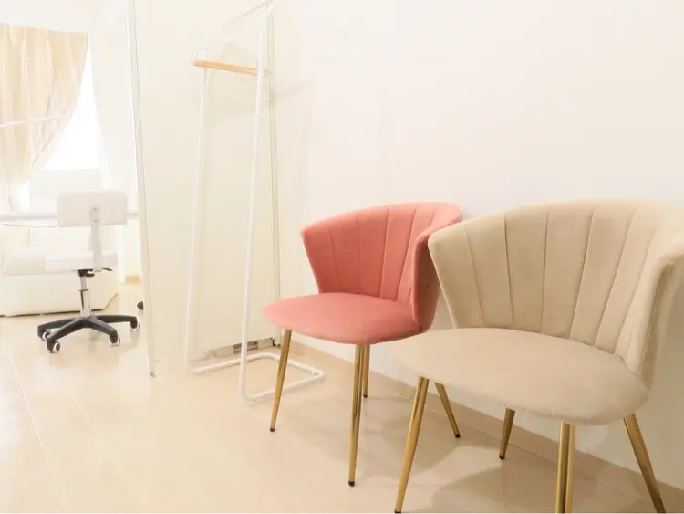 Nail&Eyelash ëyebeeの内観・外観2