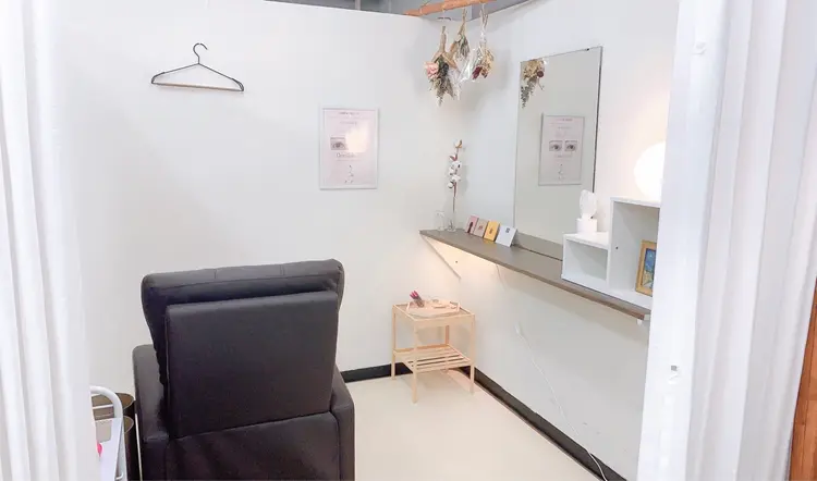 まつげ屋さんの内観・外観2