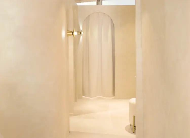 Bellea lashの内観・外観1