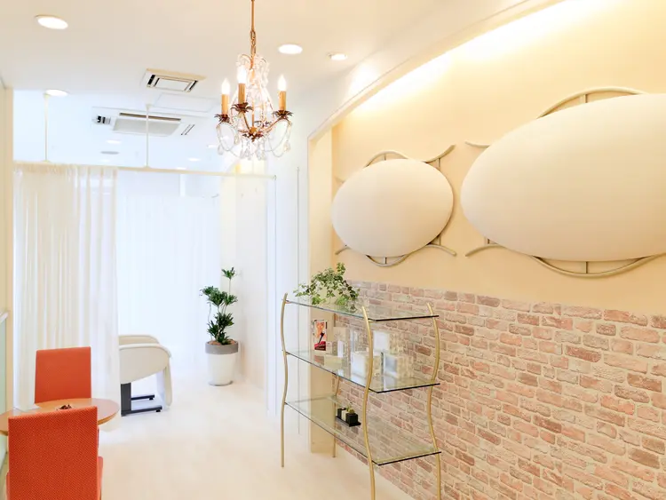 アイラッシュリップルの内観・外観2