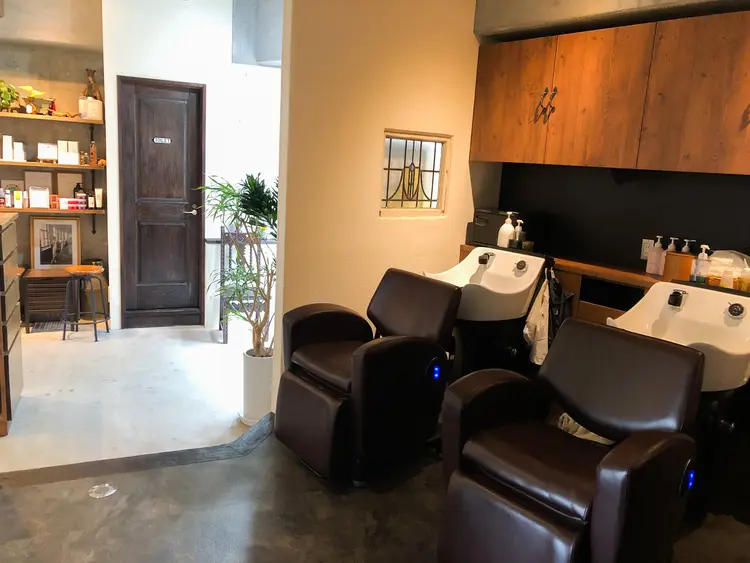 LOURDES HAIR DESIGNの内観・外観2