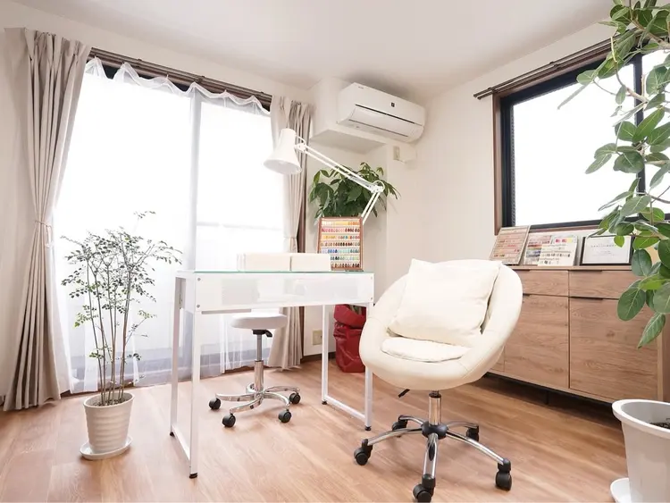 ルフランネイルの内観・外観1