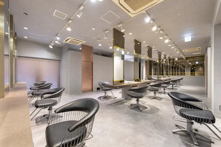 HAIR＆MAKE EARTH クロスガーデン川崎店の内観・外観3