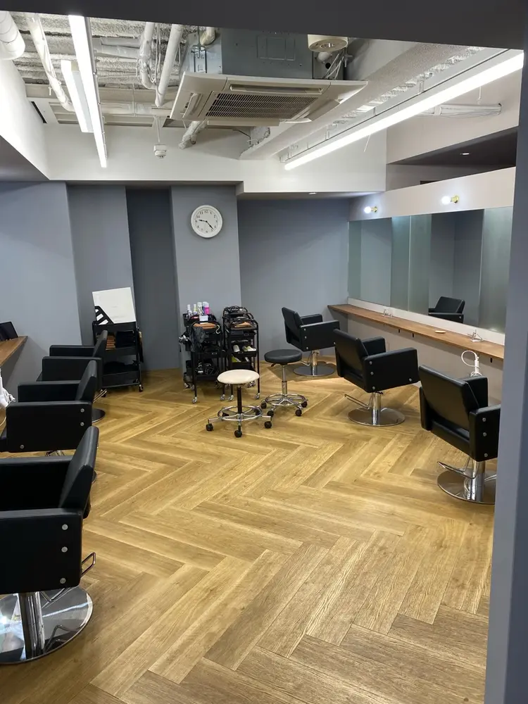 メンズサロンALLESbyCica神戸三宮元町店の内観・外観2