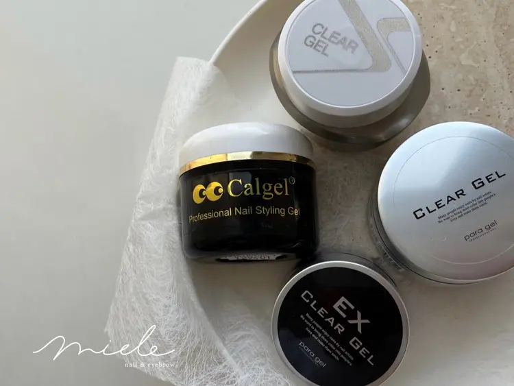 miele【ミエレ】nail & eyebrowの内観・外観2