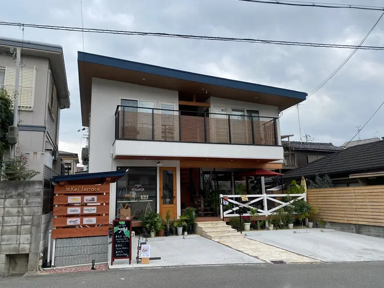 女性専用リラクゼーションサロン Calmyの内観・外観3