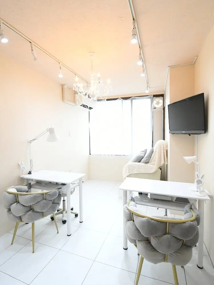 ネイルサロン　ペティーユの内観・外観1