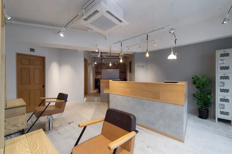 Romyの内観・外観2