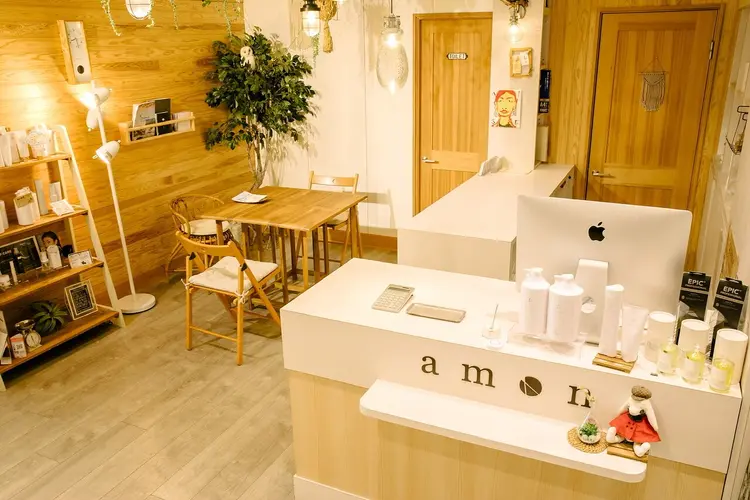 amon H&D 小倉駅前店　髪質改善美容室の画像