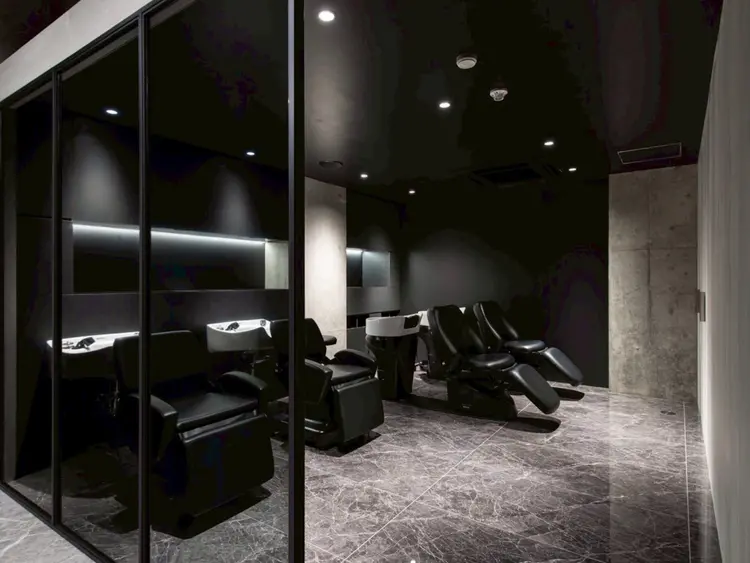 HAIR&MAKE EARTH 溝ノ口店の内観・外観3