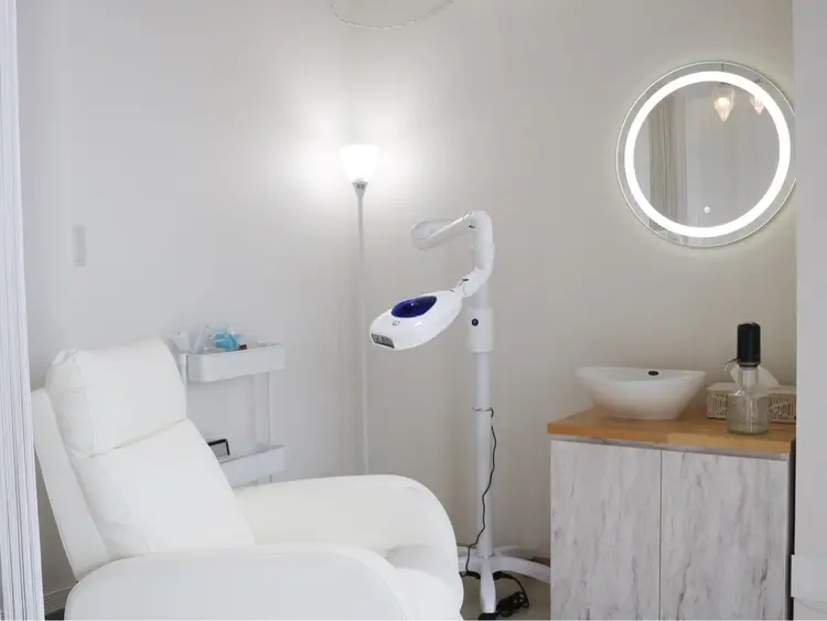 ホワイトニングサロン le canonの内観・外観2