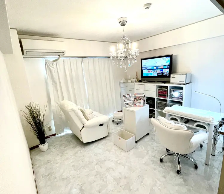 Nail salon LuaRの内観・外観1