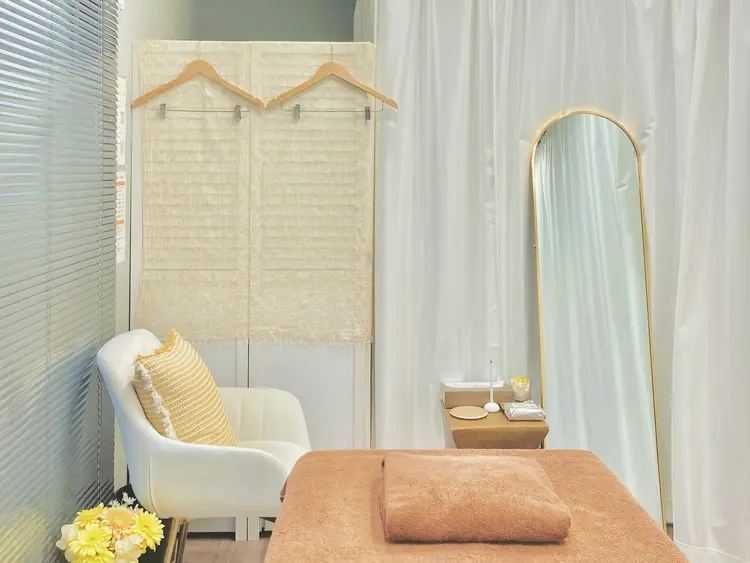 beauty salon Looomの内観・外観1