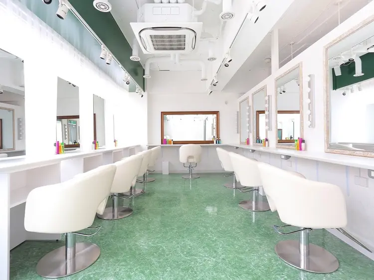 rapLusの内観・外観2