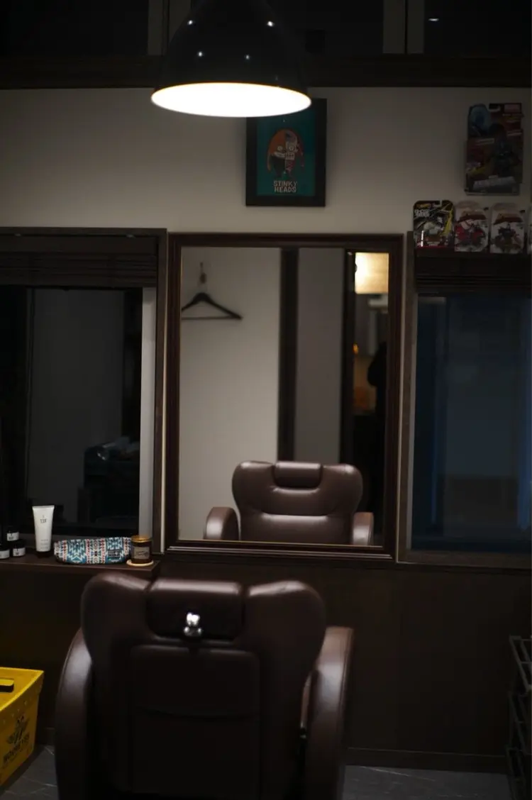 大須 個室理容室 REVIVEの内観・外観2