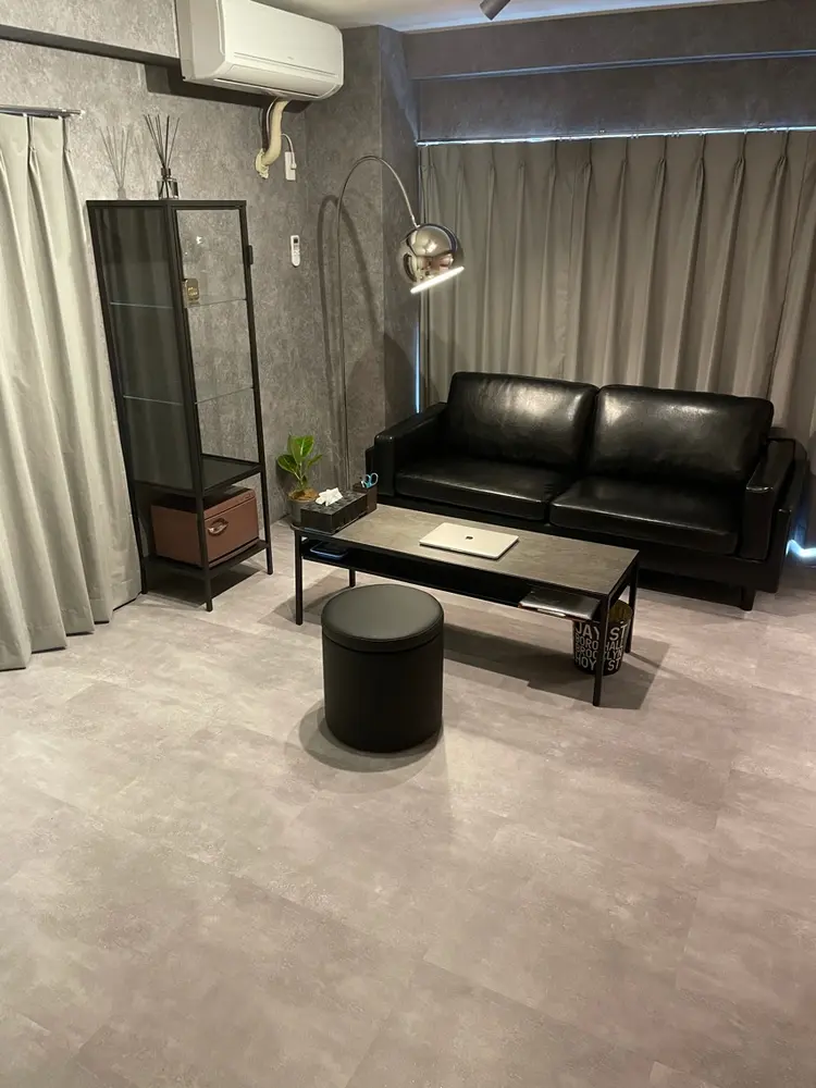 men’s coolの内観・外観2