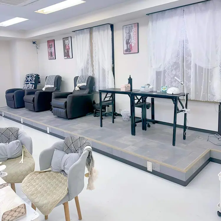 ネイルプリンセスの内観・外観1