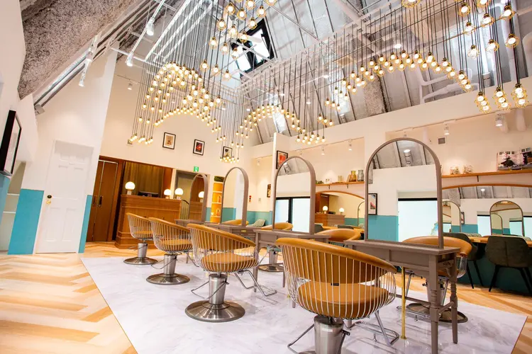 Lond legliseの内観・外観2