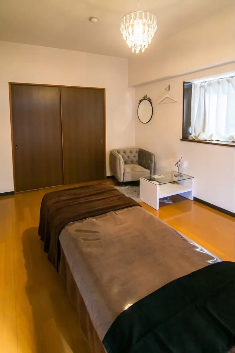 KSラボ津店の内観・外観2