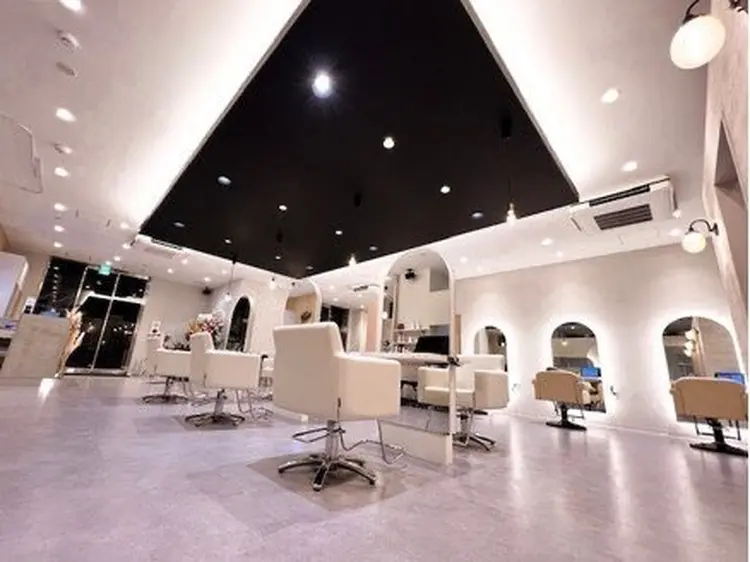 ヴィサージュ タイム(VISAGE thyme)の内観・外観2