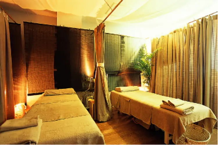 ビューティースリムreborn　新宿店の内観・外観3