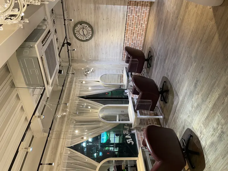 Hair&Make CLEAR の内観・外観2