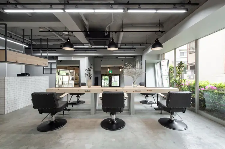 ROCCO eastの内観・外観2