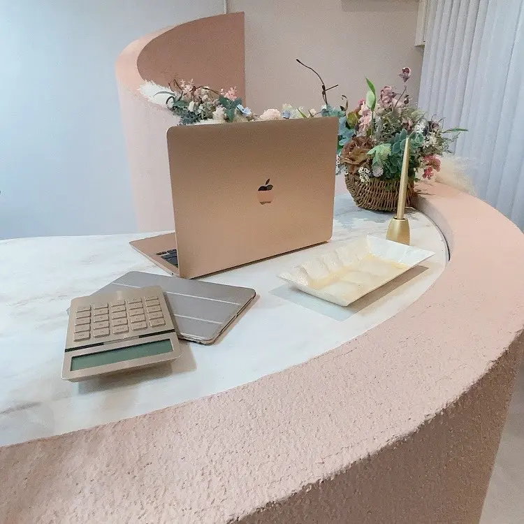 uni 表参道の内観・外観2