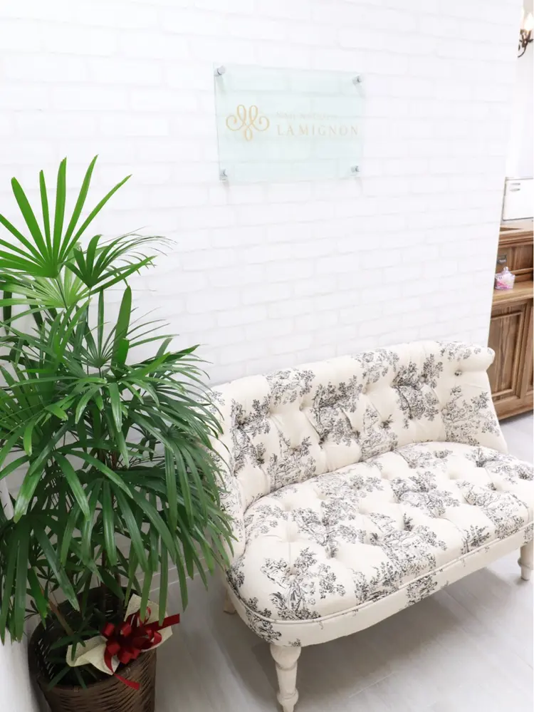 LaMignonNail Nagoya 名駅店の内観・外観1