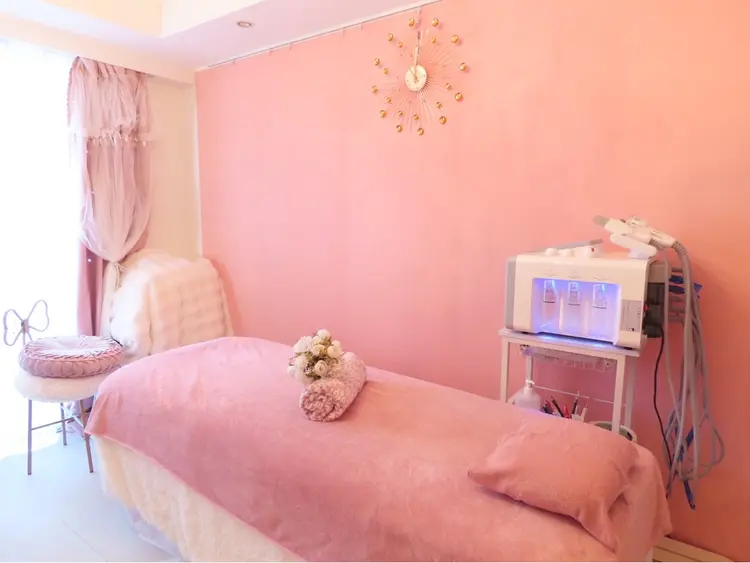 リメンテ池袋東口店の内観・外観1