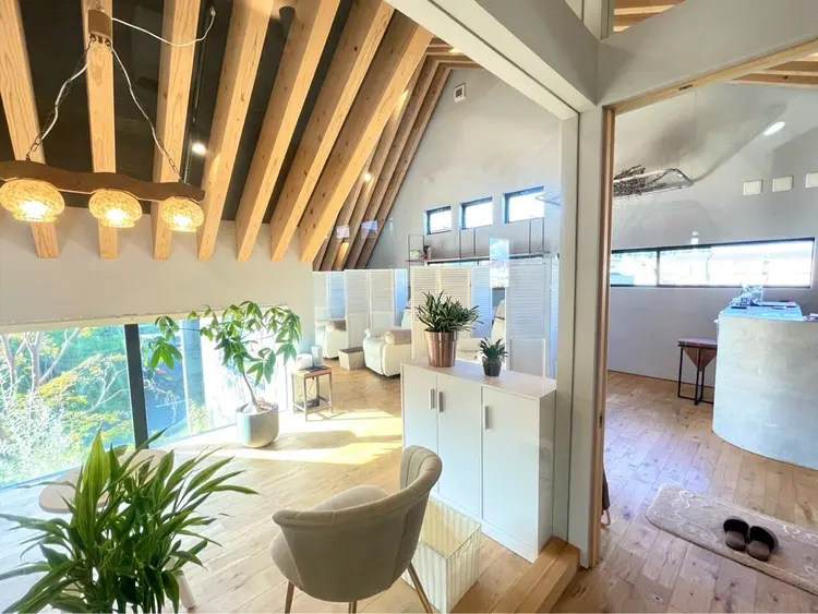 アンドグレース・ブロウ 可児店の内観・外観2