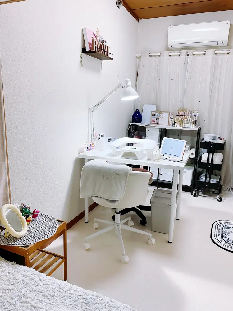 nail   Roniの内観・外観1