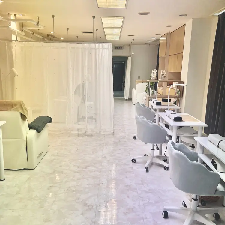 Creadear広島紙屋町店の内観・外観2