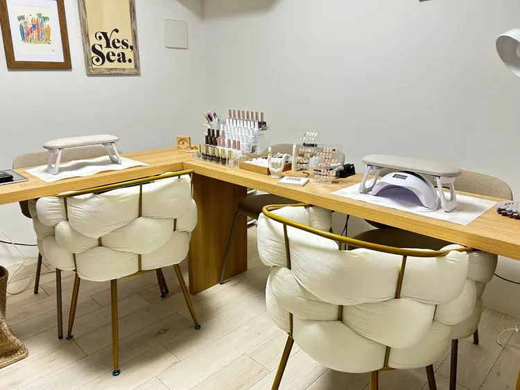 unwind nails&careの内観・外観2