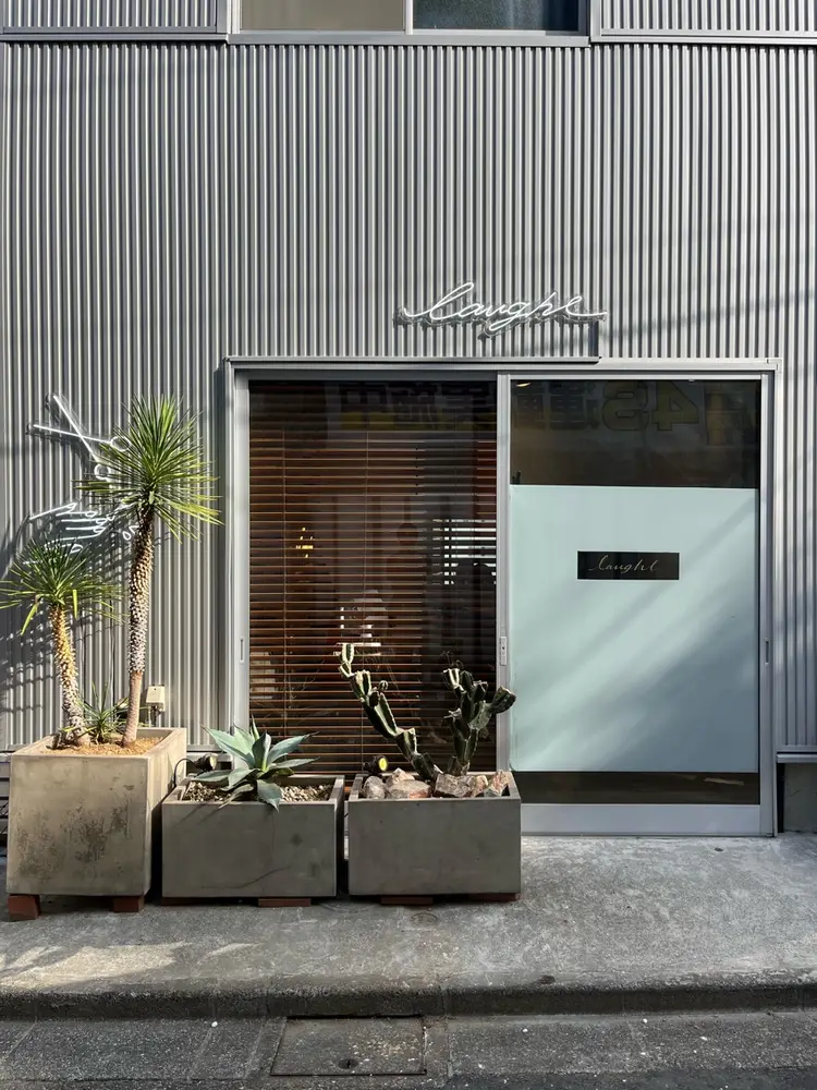 laughlの内観・外観2