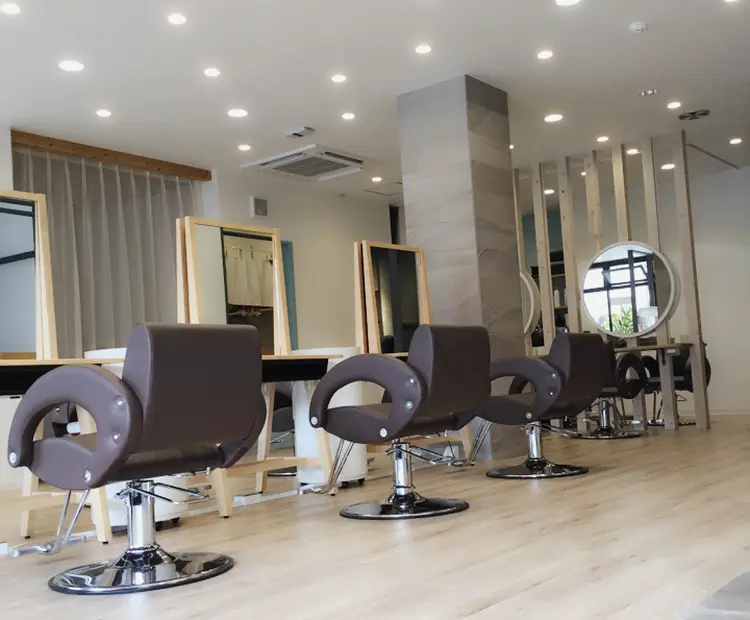 ヘアメイクアクト都賀店の内観・外観2